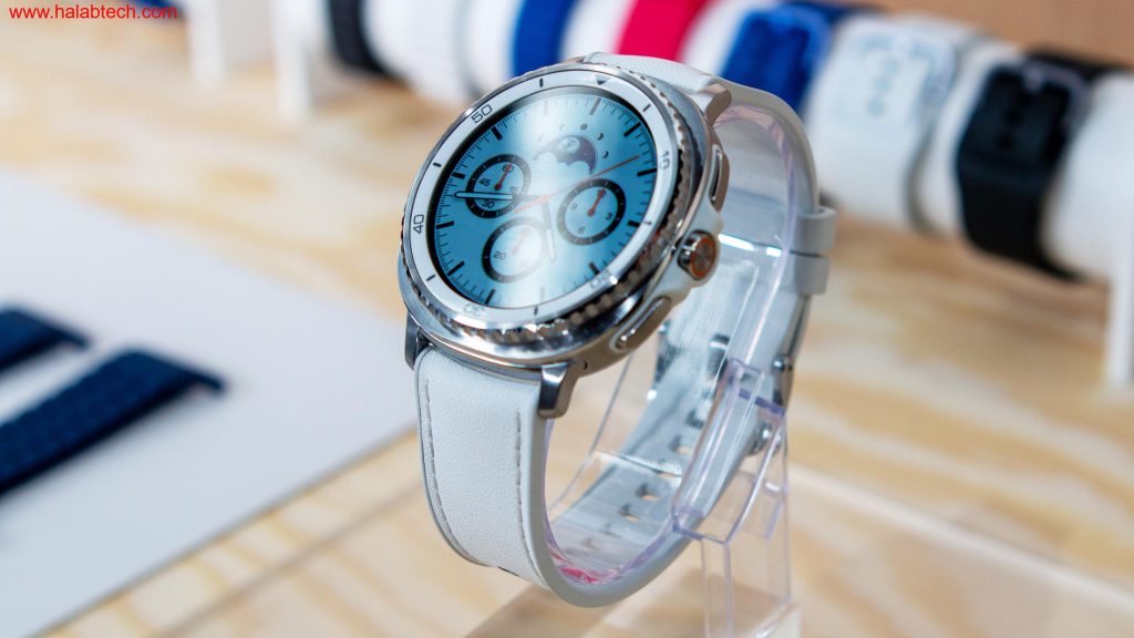 ساعة Galaxy Watch 8 تعرض مؤشرات الرعاية الوقائية مثل رصد ضربات القلب المبكرة وتحليل مضادات الأكسدة