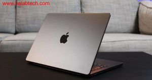 غلاف MacBook Pro مع معالج M5 وشاشة عالية الجودة