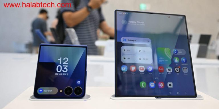 هاتفان قابلان للطي من سامسونغ Galaxy Z Fold7 وZ Flip7 يتألقان بجانب بعضهما
