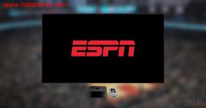 شاشة تلفزيون تعرض شعار ESPN وواجهة Apple TV مع قائمة انتظار موحدة
