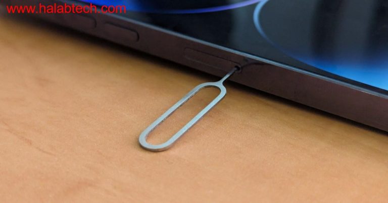 رسم توضيحي يبرز الفرق بين الشريحة الإلكترونية eSIM والشريحة المادية SIM والتمييز بين الهواتف التي تدعم كلا الخيارين في الولايات المتحدة