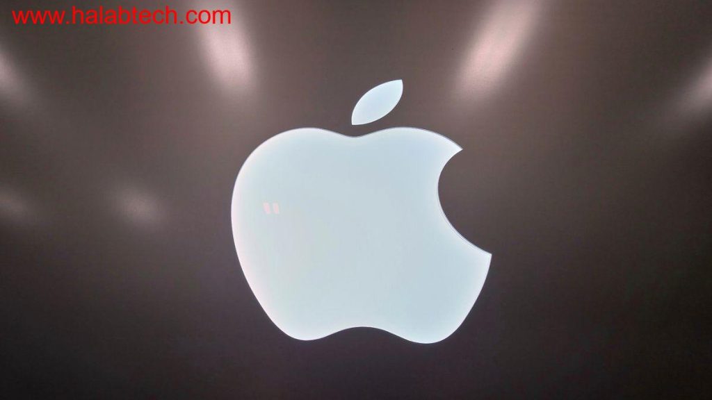 صورة لغلاف المحتوى تُظهر توقعات iPhone 17 وApple Watch Ultra 3 وAirPods كإصدارات محتملة لحدث سبتمبر