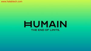 واجهة Humain Chat تعرض اختيار اللغات العربية والإنجليزية مع رسمة محادثة ونشاط صوتي عبر اللهجات العربية