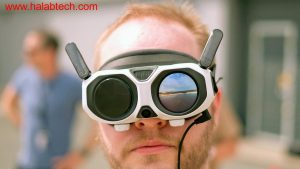عرض توضيحي لـ Antigravity A1 مع نظارة OLED Vision وجهاز تحكّم Grip