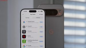 صورة تعبيرية عن صعود Gemini على iOS وتجاهل آبل للذكاء الاصطناعي