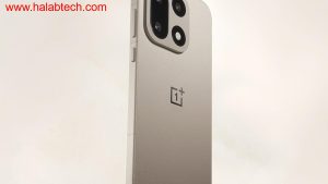 صورة لهاتف OnePlus 15 إصدار Sand Storm